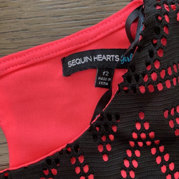 Sequin Hearts crop top size 12 girls - Picture 2 of 4